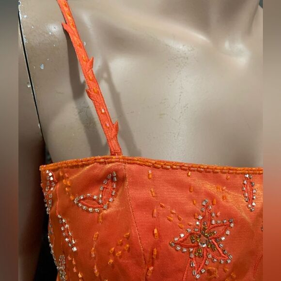 Vintage Style Delicate Hand Beaded Floral Pattern Sleeveless Gown - Picture 13 of 16